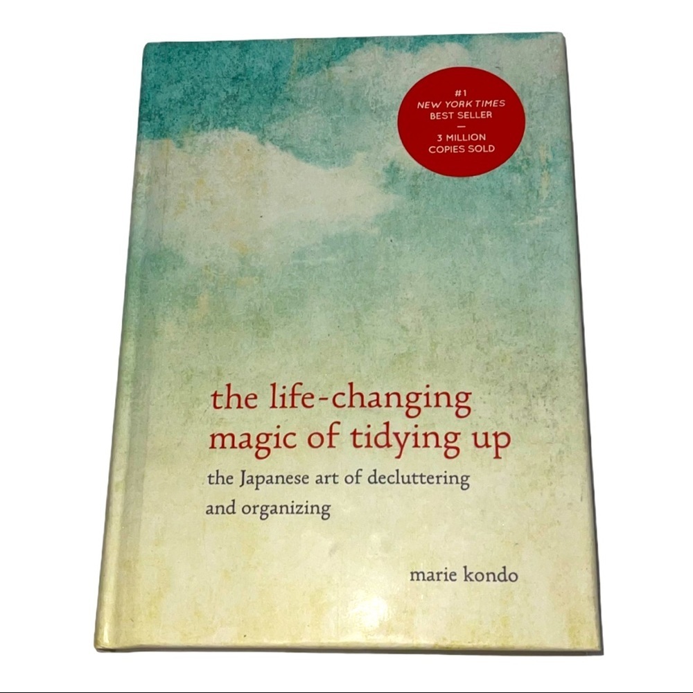 THE LIFE-CHANGING MAGIC OF TIDYING UP Marie Kondo